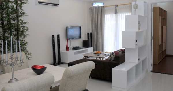 Cần bán CC Babylon, DT 80m2, 2PN 2WC, có nội thất giá 3,68 tỷ LH 0835 498 *** A. Phát