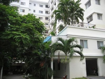 Cần tiền bán gấp căn hộ sân vườn rộng Hưng Vượng 2 diện tích 110m2 giá 5.2 tỷ LH 0916 769 ***