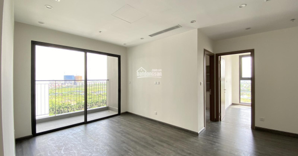 Gia đình cho thuê căn 97m2 2pn tại Hong Kong Tower giá thuê 18 triệu đã có nội thất. LH 0372 004 ***