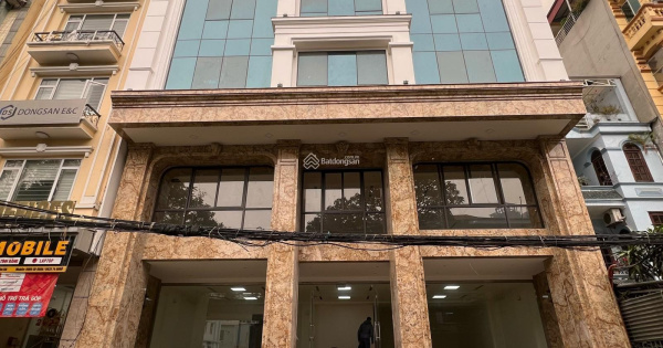 Cho thuê nhà ngõ 214 Nguyễn Xiển, Thanh Xuân. 180m2*5T, nhà 2 MT căn góc, nhà xây mới đẹp. 58tr