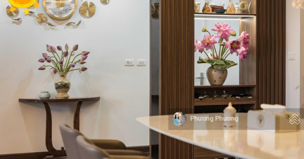 Bán căn 71,2m2 (2N, 2W) 90 Nguyễn Tuân, ban công Đông Nam, full nội thất giá 5.55 tỷ. LH 0974 538 ***