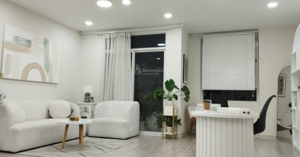 Chính chủ cho thuê CC Xi Grand Court 80m2 căn 2PN2WC NTCB nhà đẹp 15tr ở ngay LH: 0944 904 *** Phong