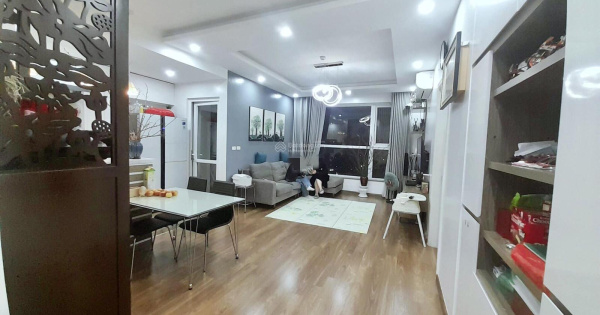 Cho thuê căn hộ nhà CT4 khu đô thị Mễ Trì Hạ, Nam Từ Liêm DT 120m2, 3PN, 13 triệu/tháng