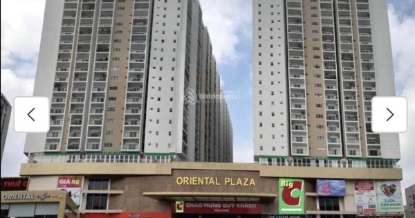 Cần bán gấp căn 83m2, 2pn 2wc chung cư Oriental Plaza. LH: 0938 990 *** xem nhà