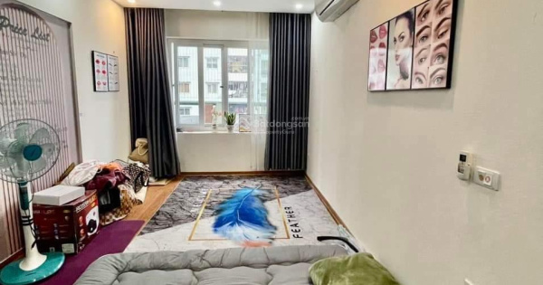 Cần bán nhanh căn hộ 112m2, 3 phòng ngủ CT3 Văn Khê nội thất đẹp giá 4.75 tỷ