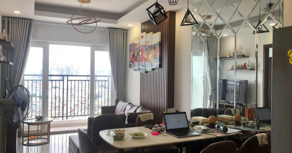 Chính chủ mình cần bán căn 2pn view Landmark 81 Nhà full nội thất