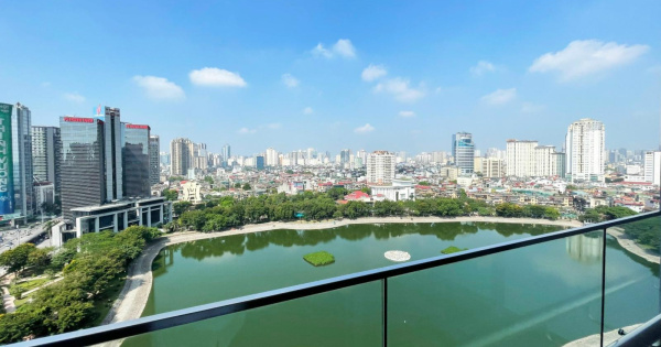 Hot! Bán nhanh căn góc 3PN , 126m2 cực đẹp tại Diamond Park Plaza. Căn góc - view hồ. Sổ đỏ lâu dài