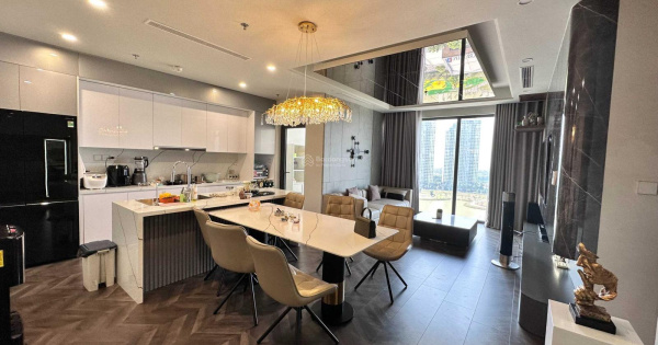 Cần bán gấp căn hộ 3PN HD Mon City tầng trung ban công ĐN view khu liền kề thoáng mát giá 6,5 tỷ