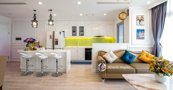 Bán căn hộ 3 phòng ngủ Vinhomes Central Park 120m2 view sông, nội thất sang trọng. LH 0901 692 ***