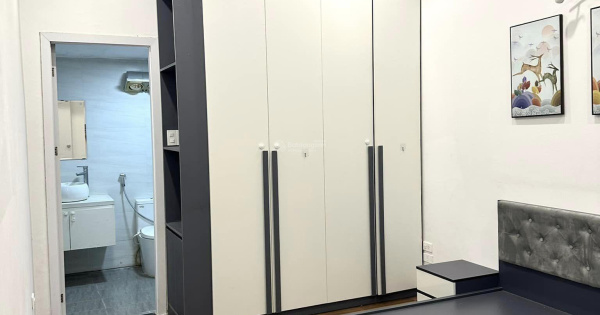 Bán chung cư A2 tại 151 Nguyễn Đức Cảnh, DT 86m2 2PN 2WC full nội thất giá 5,29 tỷ, LH 0983 873 ***