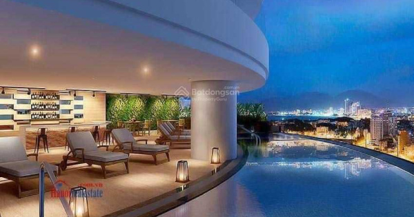 Bán căn hộ cao cấp Watermark, 101 m2, 2PN, full đồ, tầng cao, view trực diện hồ Tây, giá 12.2 tỷ