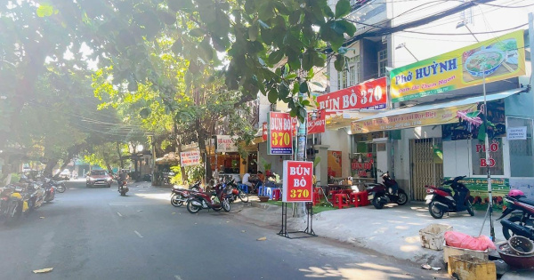 Hẻm nhựa 8m có lề khu vip 368 Tân Sơn Nhì. DT: 8x16m (15.8 tỷ), DT: 10x18m (17 tỷ) cấp 4 tiện xây