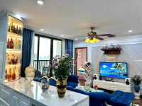 Chính chủ bán căn Mandarin Hoàng Minh Giám, 173m2 thiết kế 3 ngủ tầng trung view trọn hồ giá 18tỷ