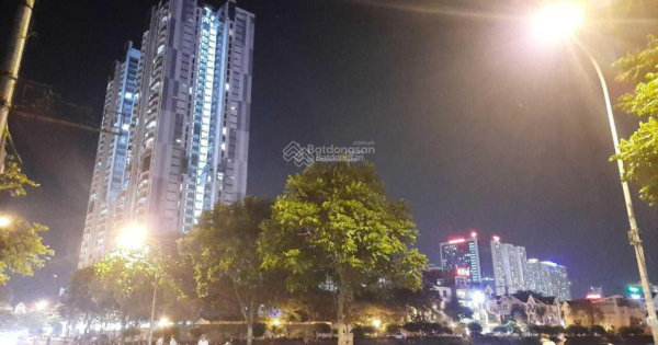 Duy nhất căn duplex thông tầng 337m2 có sân vườn view hồ Văn Quán cần bán gấp. Chi tiết phía dưới