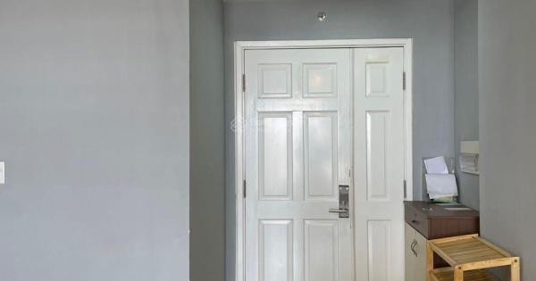 Bán gấp căn hộ Melody Residences Âu Cơ, 2PN 2WC, 70m2, full nội thất. LH: 0938 990 *** xem nhà