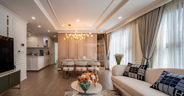 Chính chủ cần cho thuê CHCC tại CC Hateco Laroma, 137m2, 3n2vs, tầng đẹp - thoáng. LH: 0906 961 ***