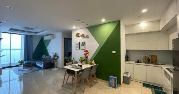 Chính chủ bán căn góc 3 ngủ Golden Park Tower, Phạm Văn Bạch, giá 8t5, DT 100m2, view CV Cầu Giấy