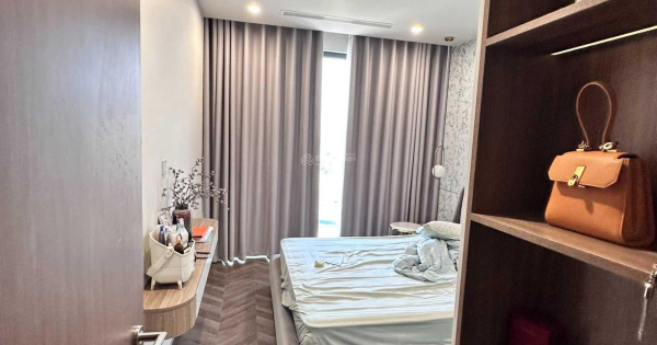 Chính chủ gửi bán gấp căn hộ 3PN Vinata Tower 113m2 ban công TN view thành phố thoáng mát 8,5 tỷ