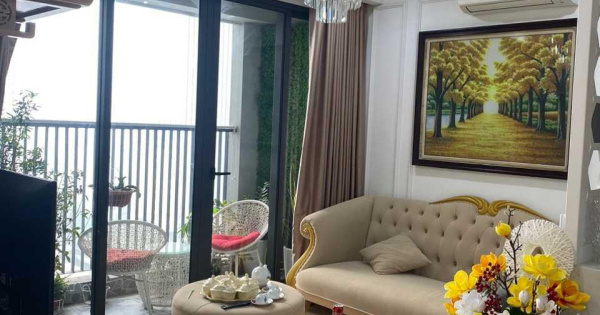 O968127636 Bán căn ở 283 Khương Trung Star Tower: 3phòng ngủ 90m2 - căn góc - full nội thất - sổ đỏ