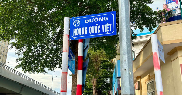 Cần Bán Nhà Căn Góc Phố Hoàng Quốc Việt, Cầu Giấy. DT 100m2 x 4T, MT 7m. Đường 3 ÔTô Tránh Nhau