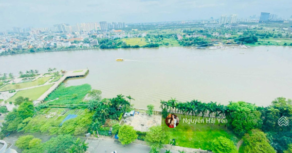Hải Yến 0963 775 *** - bán căn hộ 3 PN Saigon Pearl, DT 157m2 giá 18 tỷ net. View trực diện sông SG
