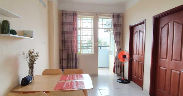 Cần bán căn hộ B1 Trường Sa, 1PN 1WC 54m2 giá 3tỷ2 đầy đủ nội thất. Hợp đồng mua bán.