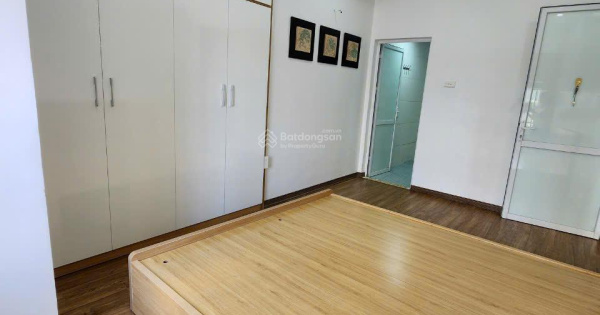 Cần bán căn hộ 105m2, 3 phòng ngủ CT3 Văn Khê, 2PN, giá 5,3 tỷ