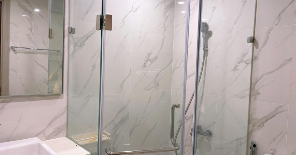 Chính chủ cần bán căn studio 32m2 tại toà cao cấp Imperia Smart City full nội thất 1,95tỷ