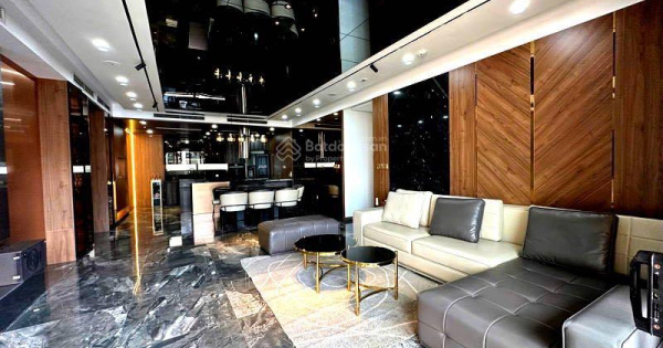 Bán căn 205m2 tòa nhà Thành Công Tower số 57 Láng Hạ view hồ Đống Đa, có slot ô tô. Full nội thất