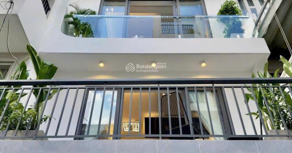 Nhà 4 tầng ngộp giá bán gấp đường 25, Tân Quy, Quận 7. Giá 4,45Tỷ/ DT 57,6m2 - sổ hồng, có ban công