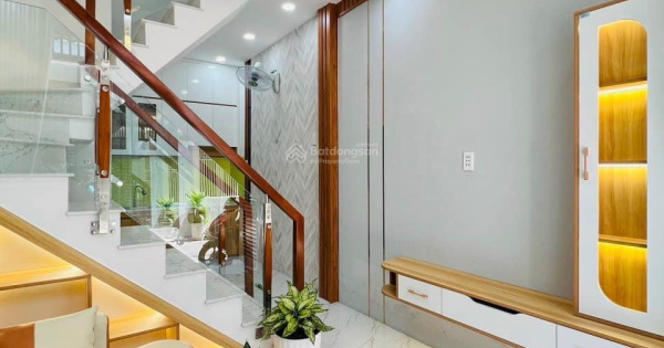 Vợ bệnh cần bán gấp nhà đường Đỗ Xuân Hợp, Quận 9, 65m2/1ty580tr, gần chợ tiện kinh doanh - LH An