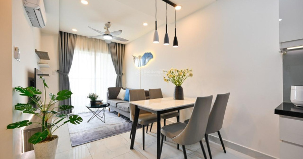 Bán gấp CH Kingston Residence, Phú Nhuận, 60m2, giá 4.8 tỷ. LH 0937 670 ***(view đẹp)