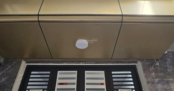 Bán tòa dòng tiền tại ngõ đường Bưởi phường Cống Vị Ba Đình Hà Nội giá 12,8 tỷ