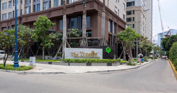 Bán gấp căn hộ 2PN The Tresor - Giá 6 tỷ (Full nội thất) - view sông - 0918 753 ***