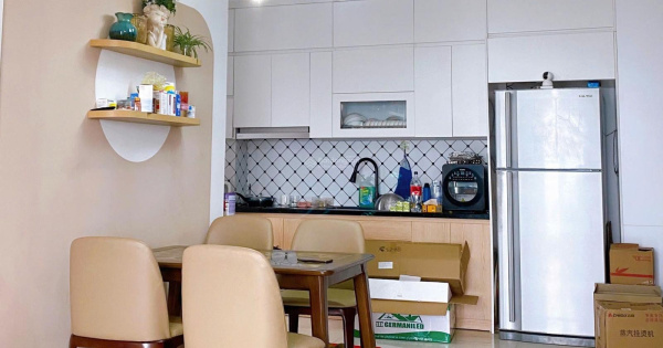 HIẾM, Bán gấp căn Thương mại 3 ngủ , 70m2 Ecohome 3, nội thất đầy đủ, tầng đẹp