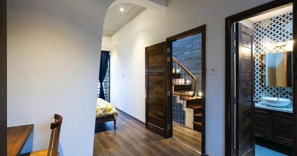 **Bán nhà HXH đường Hồng Lạc Tân Bình (4*19, hậu 10m) 3 lầu, góc 2MT, 6PN 7WC