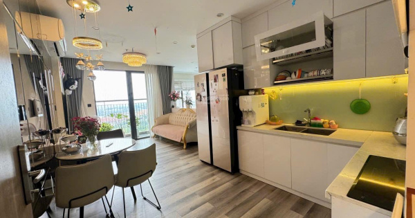 Căn góc 2PN + 1 Vinhomes Smart City 64m2-thiết kế được 3PN-nội thất đẹp đã có sổ-giá 3,95tỷ bao phí