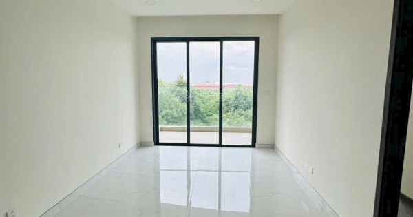Khách em cần bán gấp căn 2PN tòa A8 view đại lộ tầng 9 giá 6ty490 Diamond Alnata plus