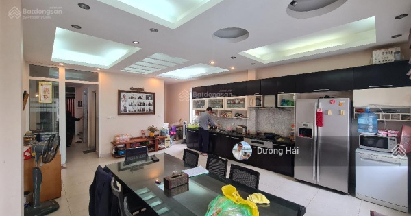 Bán nhà ngõ 203 Hoàng Quốc Việt - 80m2 x 8 tầng - ô tô - vỉa hè kinh doanh VP