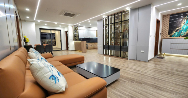 Bán CH chung cư N05 Trần Duy Hưng, 70 triệu / m2, 181 m2, 3PN, 3WC, Cầu Giấy, Hà Nội. 0984 677 ***