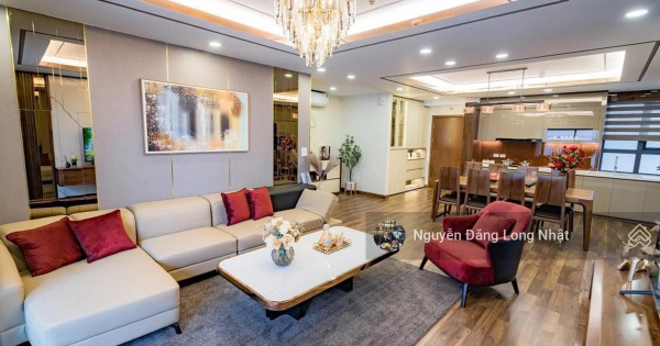 Hot! Cho thuê căn hộ 3PN rộng 210m2 full đồ tại Pacific Place, giá thuê tốt! LH Mr Nhật 0364 224 ***