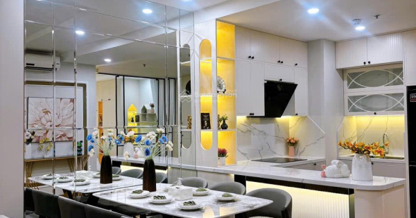 Bùng nổ căn hộ 2PN sửa 3PN đang giảm sâu, giá tốt nhất thị trường, LH em: 0985 566 *** để đi xem nhà