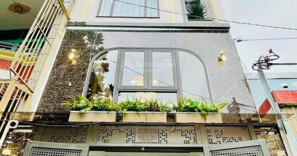 Gấp! Ngộp vốn cần bán nhà Dương Qảng Hàm, Phường 5, Gò Vấp. Giá 3.63tỷ/72m2 x 4 lầu xe hơi đậu cửa