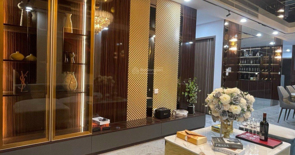 Chính chủ gửi bán căn góc 114m2 3 ngủ 2 vệ sinh Capital Elite ban công Đông Nam LH: 0971 396 ***