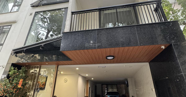 (Chính chủ) bán nhà Trần Hưng Đạo, diện tích 120m2 8 tầng mặt tiền 6,5m thang máy, gara ô tô 56 tỷ