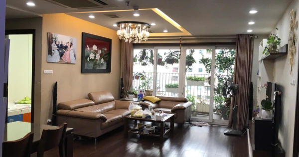 Cho thuê gấp căn hộ 3 ngủ full đồ nhà đẹp tại N04 Hoàng Đạo Thúy giá chỉ 20tr, liên hệ 0912 883 ***