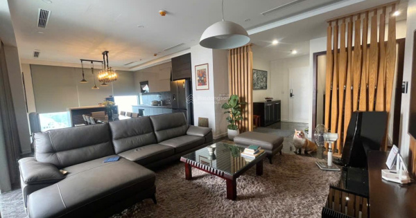 Tin chính chủ cho thuê gấp 2PN chung cư Sunshine Golden River giá 22tr. LH 0987 778 ***