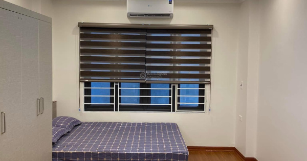 Em cần bán căn nhà DT 30m2 xây 5 tầng cách 30m ra tới mặt đường Lĩnh Nam - Hoàng Mai, giá 6,7 tỷ TL