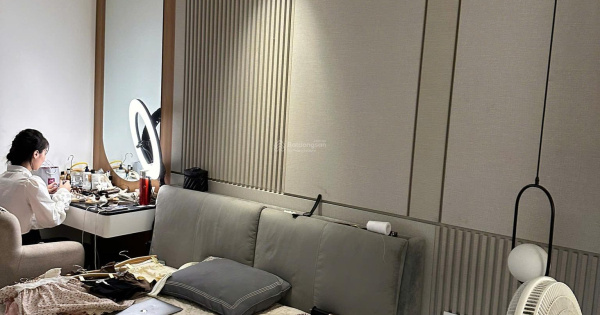 Mình cần bán căn Góc 2 Ngủ Rivera Park Vũ Trọng Phụng