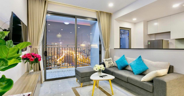 Cho thuê căn hộ chung cư Sky Center, 75m2, 2PN, 2WC, ở liền. Giá: 14tr/th. LH: 0899 552 ***